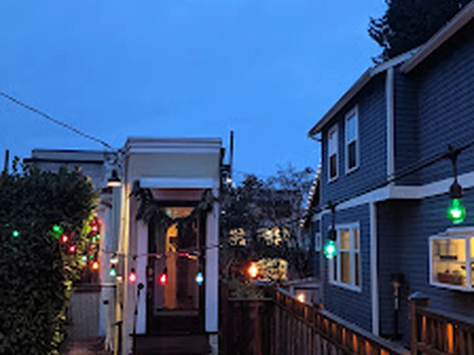 Montlake Spite House, Seattle