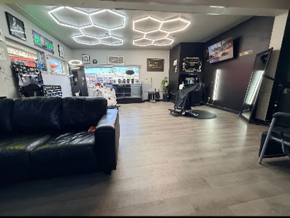 Hugo's Barbershop, Seattle