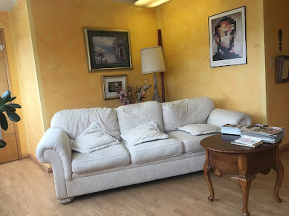 Dental & Denture Clinic, Seattle