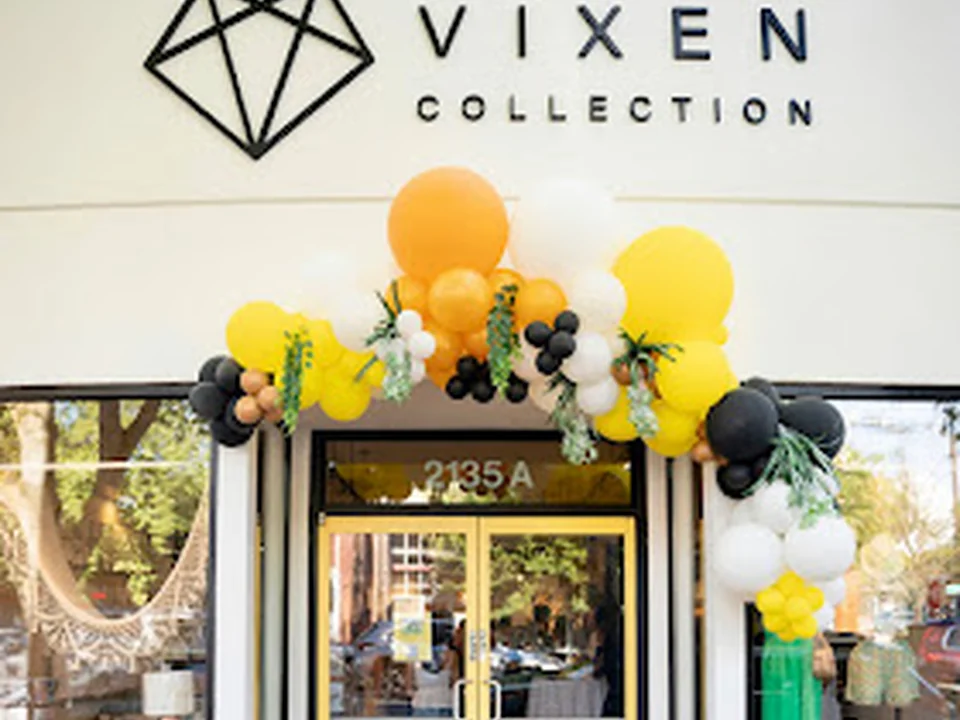 Vixen Collection, Seattle