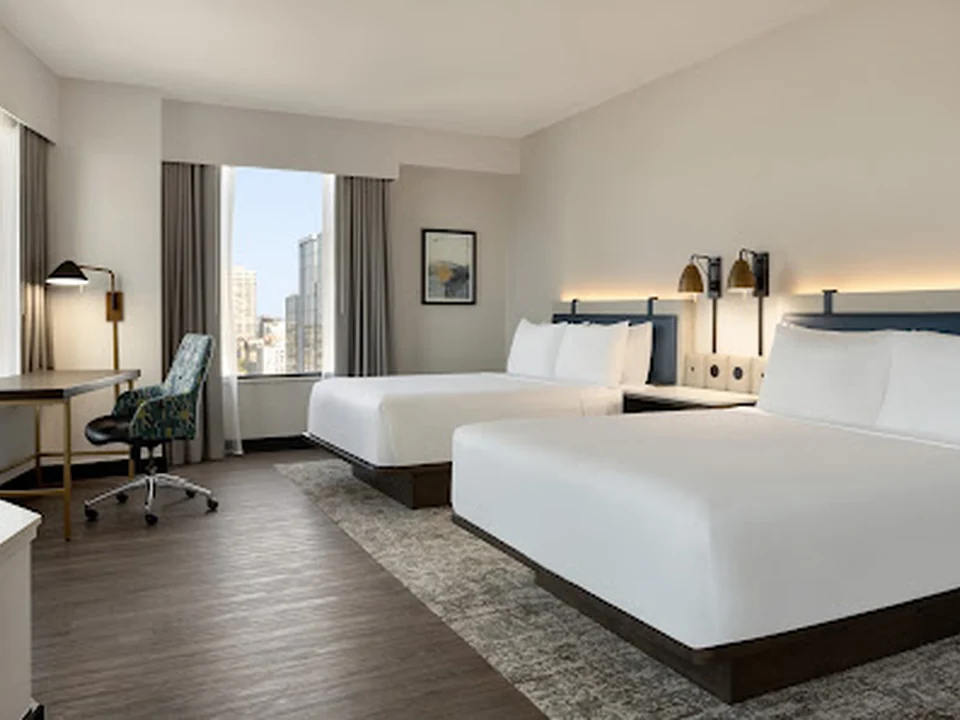 Crowne Plaza Seattle-Downtown by IHG