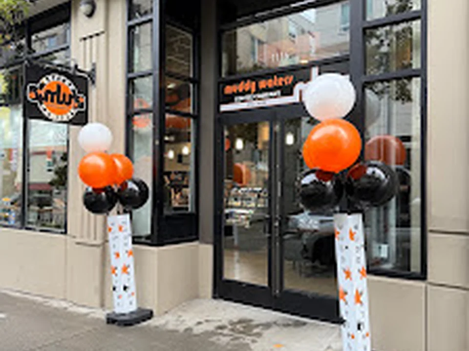 Muddy Waters Coffee Co. University, Seattle