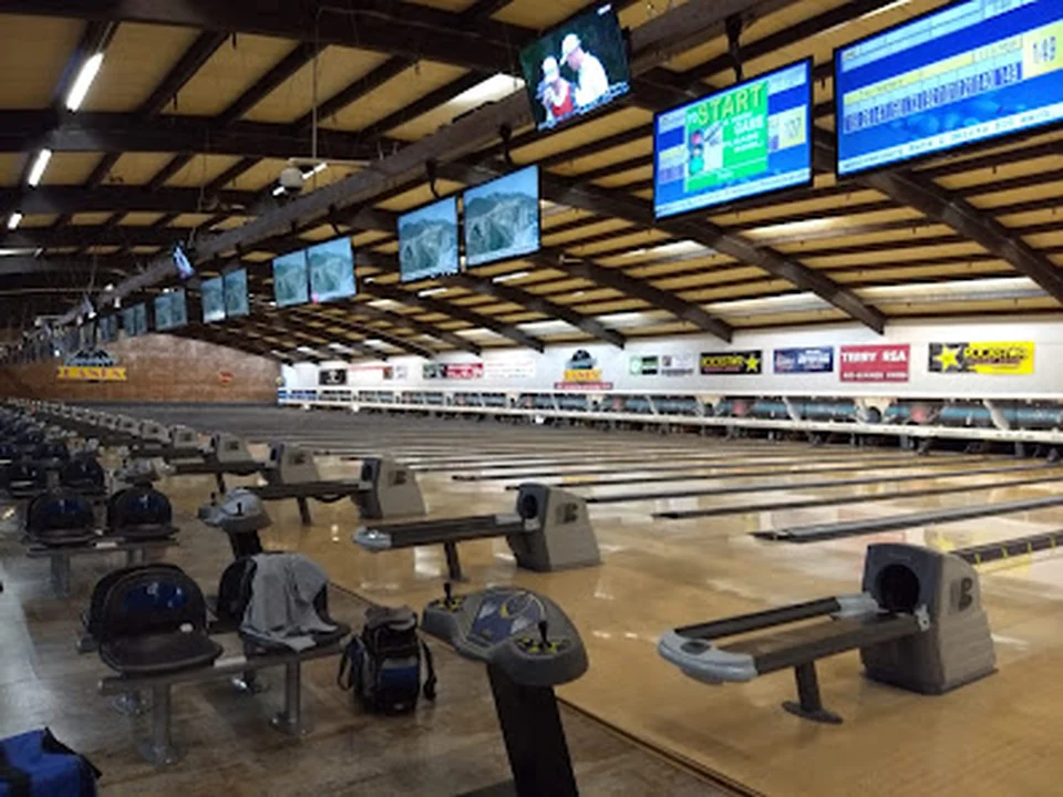 Kenmore Lanes, Seattle