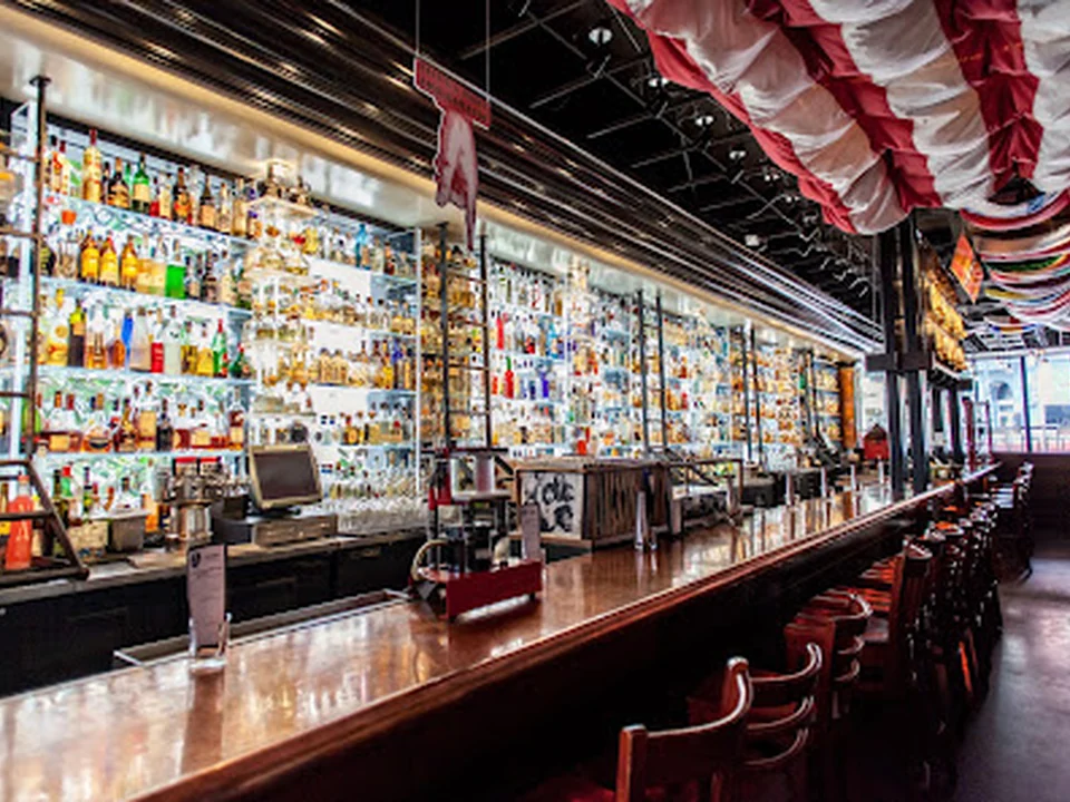 Von's 1000Spirits, Seattle