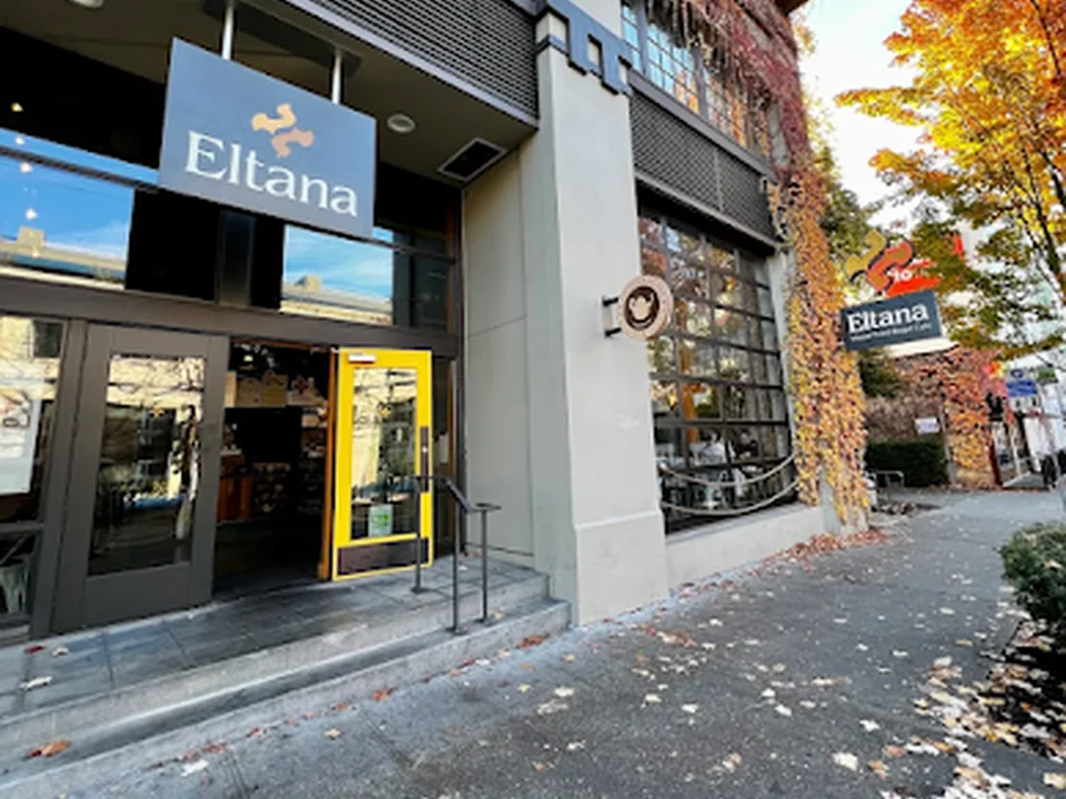Eltana, Seattle