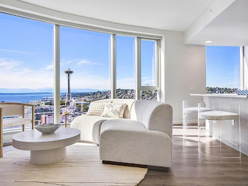 McKenzie Apartments, Seattle