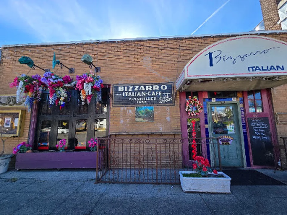 Bizzarro Italian Cafe, Seattle