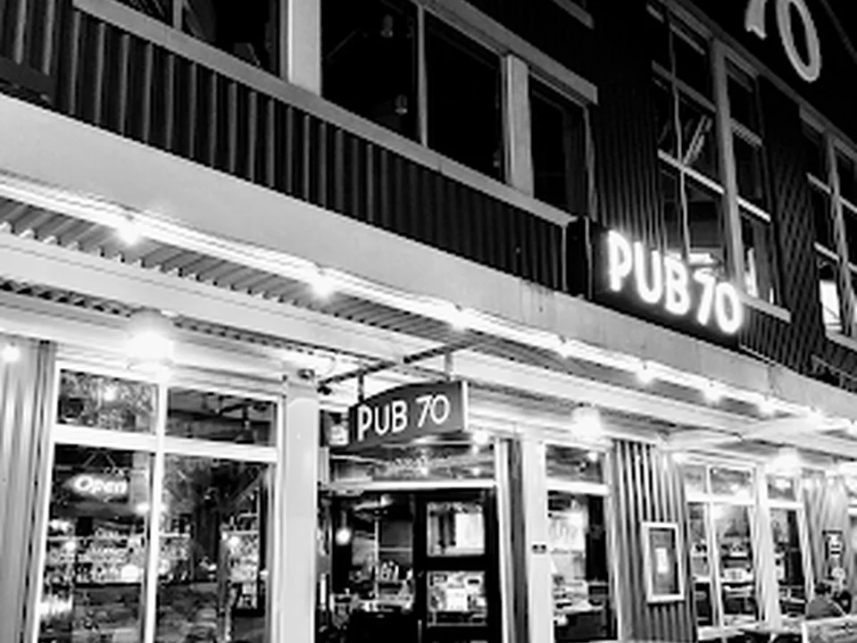 Pub 70, Seattle