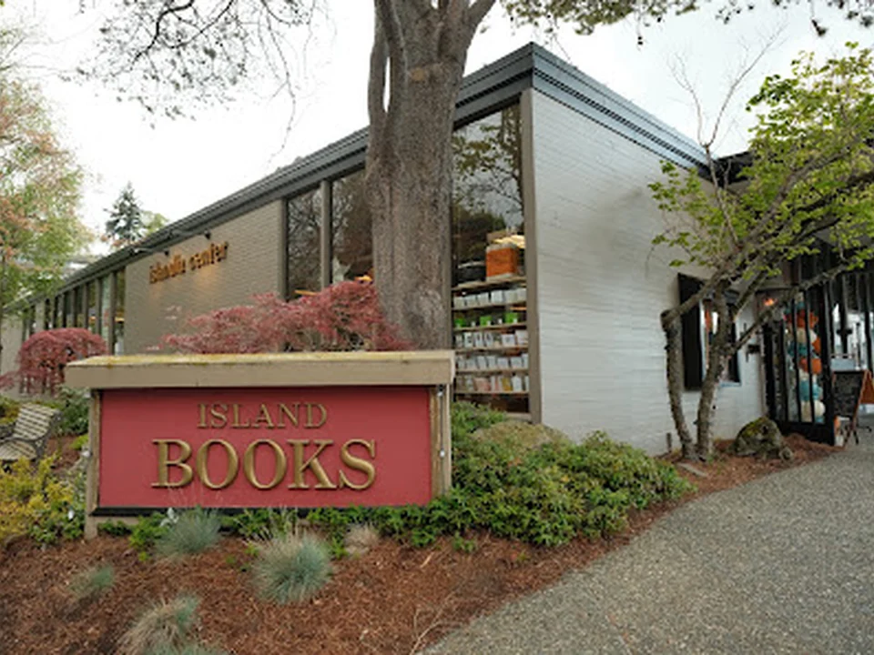 Island Books, Seattle