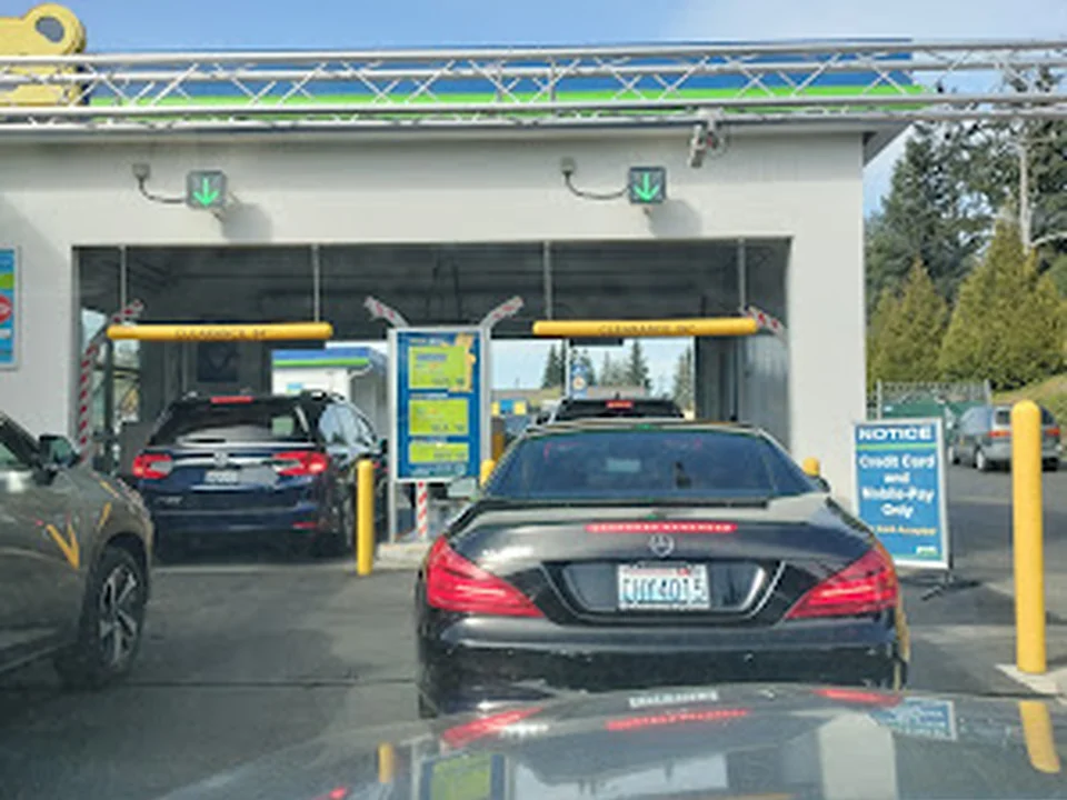Brown Bear Car Wash, Seattle