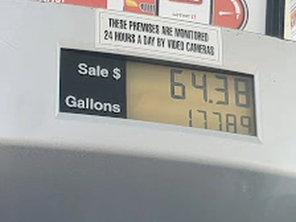Safeway Fuel Station, Seattle