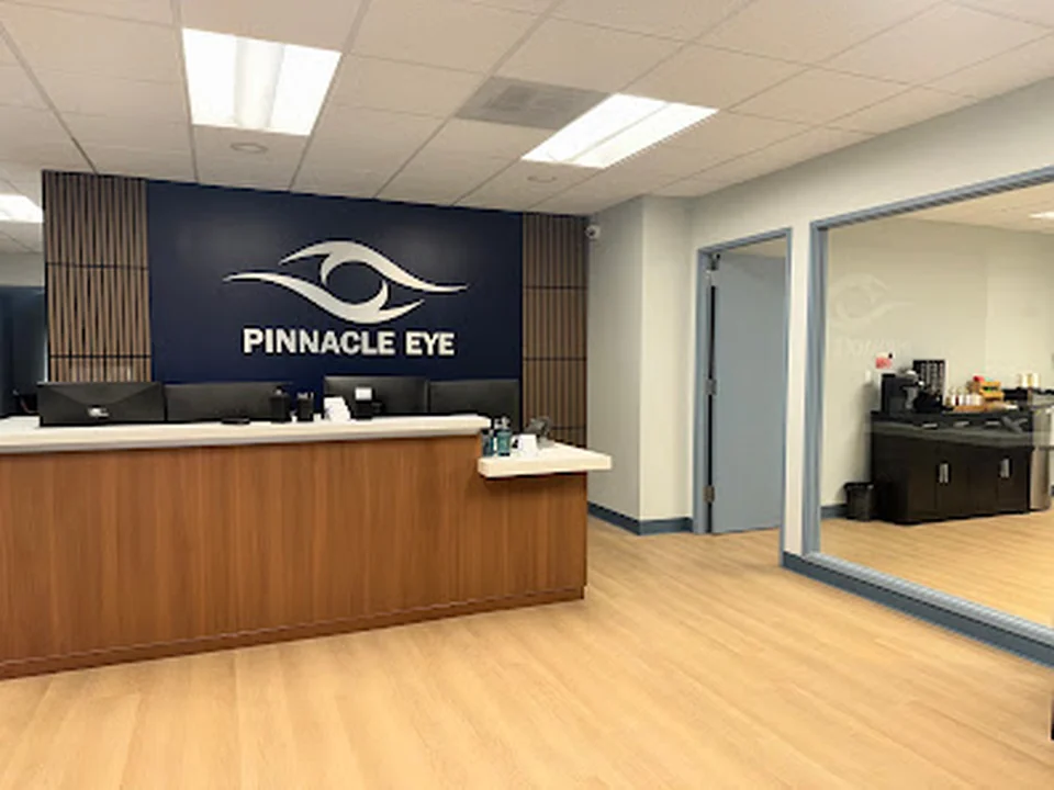 Pinnacle Eye, Seattle