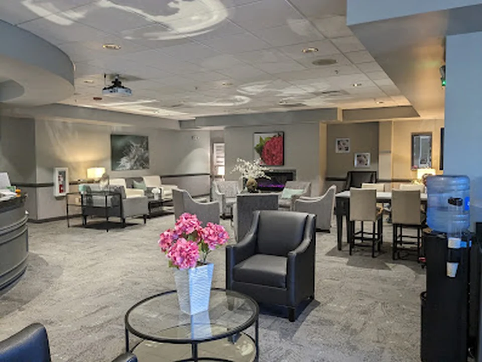 Pacific Cataract and Laser Institute, Seattle