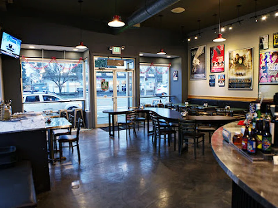 Pagliacci Pizza, Seattle