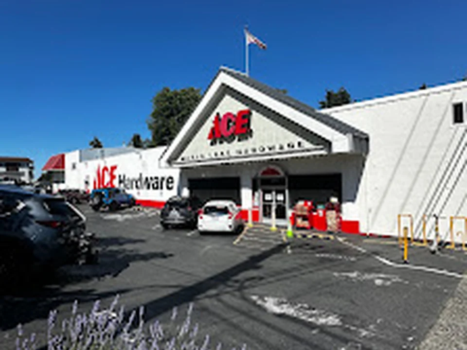 Maple Leaf Hardware, Seattle