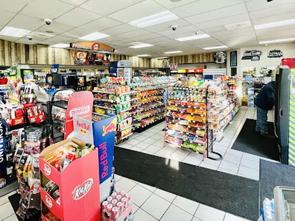 Gull Gas Station Seattle - Food, Grocery & Pacific Pride