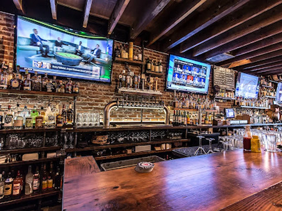 The Westy Sports & Spirits, Seattle